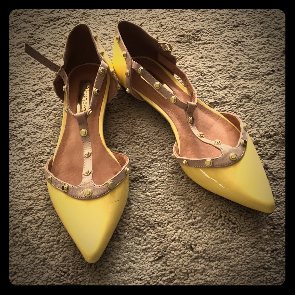 Yellow flats